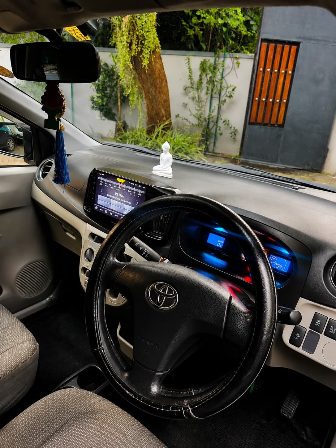 Toyota Pixis 2015 thumbnail 5