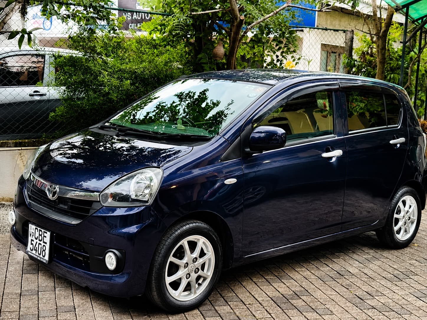 Toyota Pixis 2015 thumbnail 8
