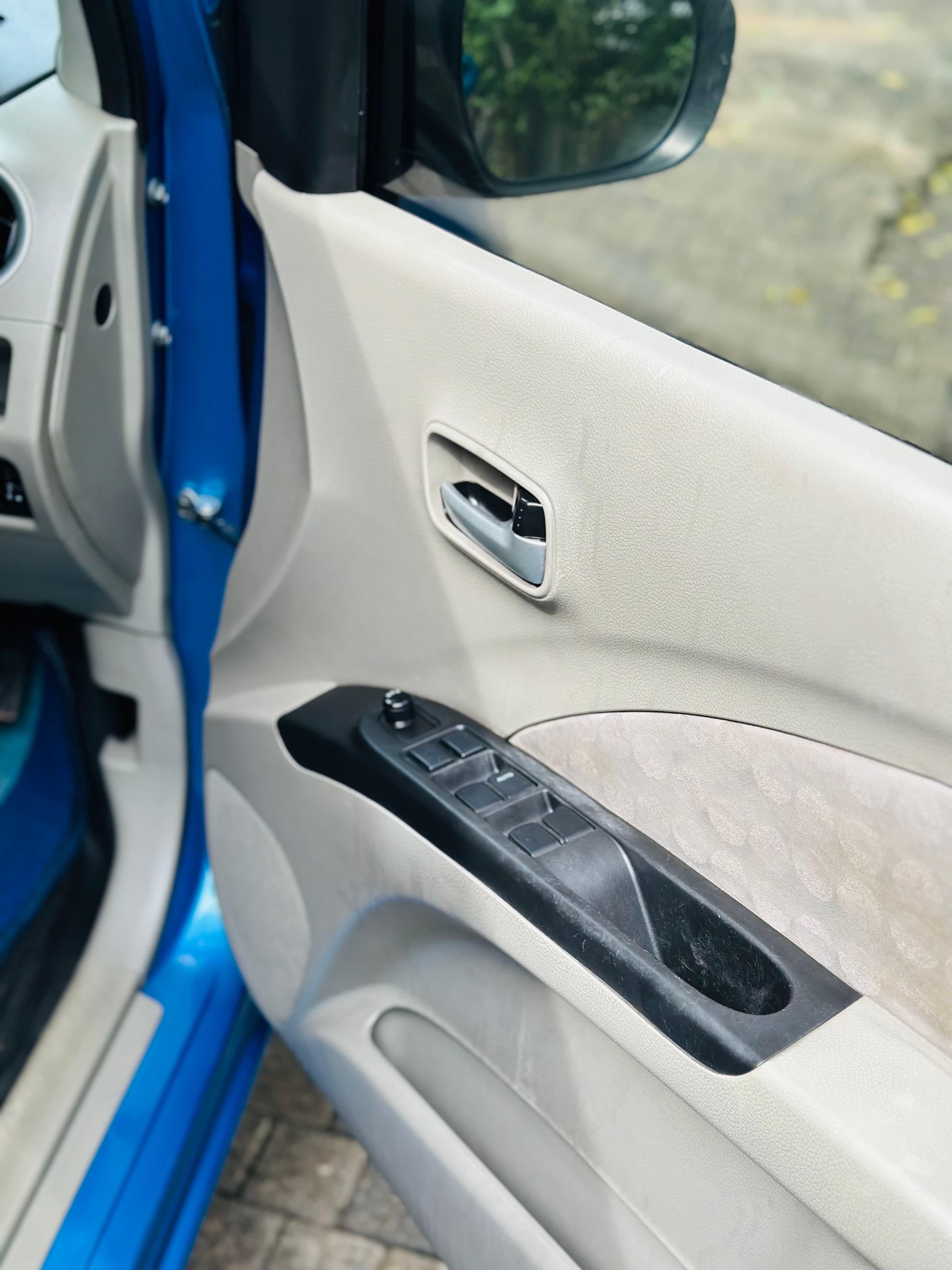 Suzuki Celerio  2015 thumbnail 9