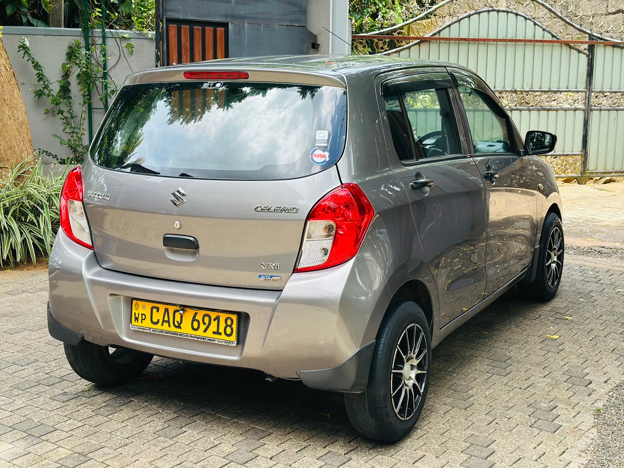 Suzuki  Celerio 2016 thumbnail 4