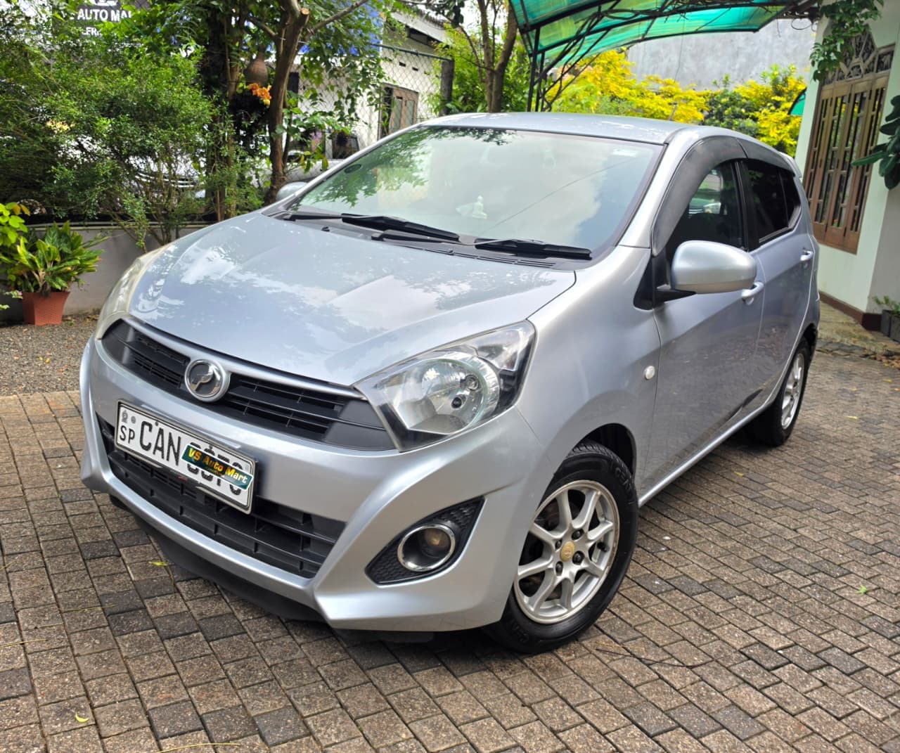 Perodua Axia G Grade 2015 thumbnail 6