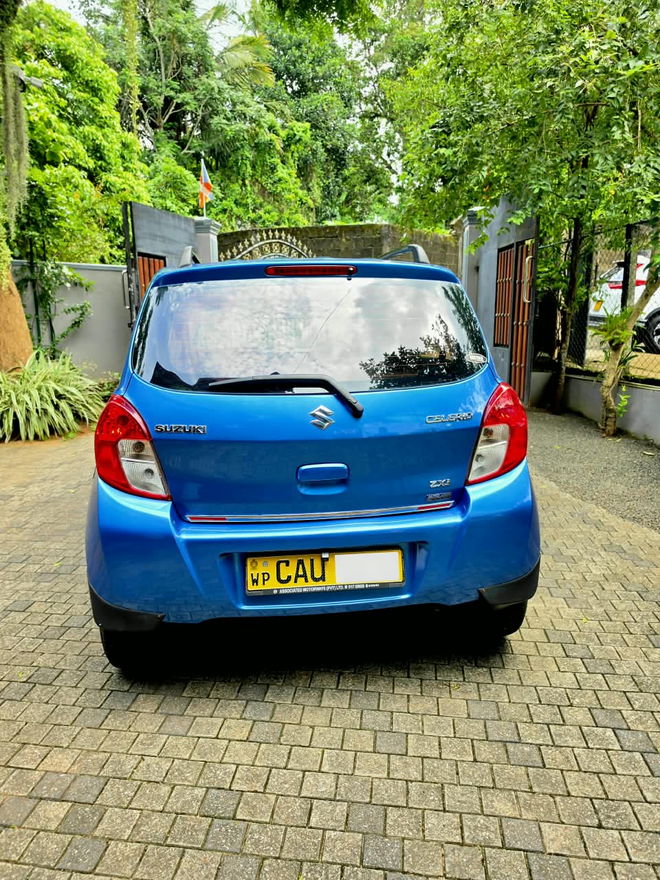 Suzuki Celerio ZXI 2017 thumbnail 3