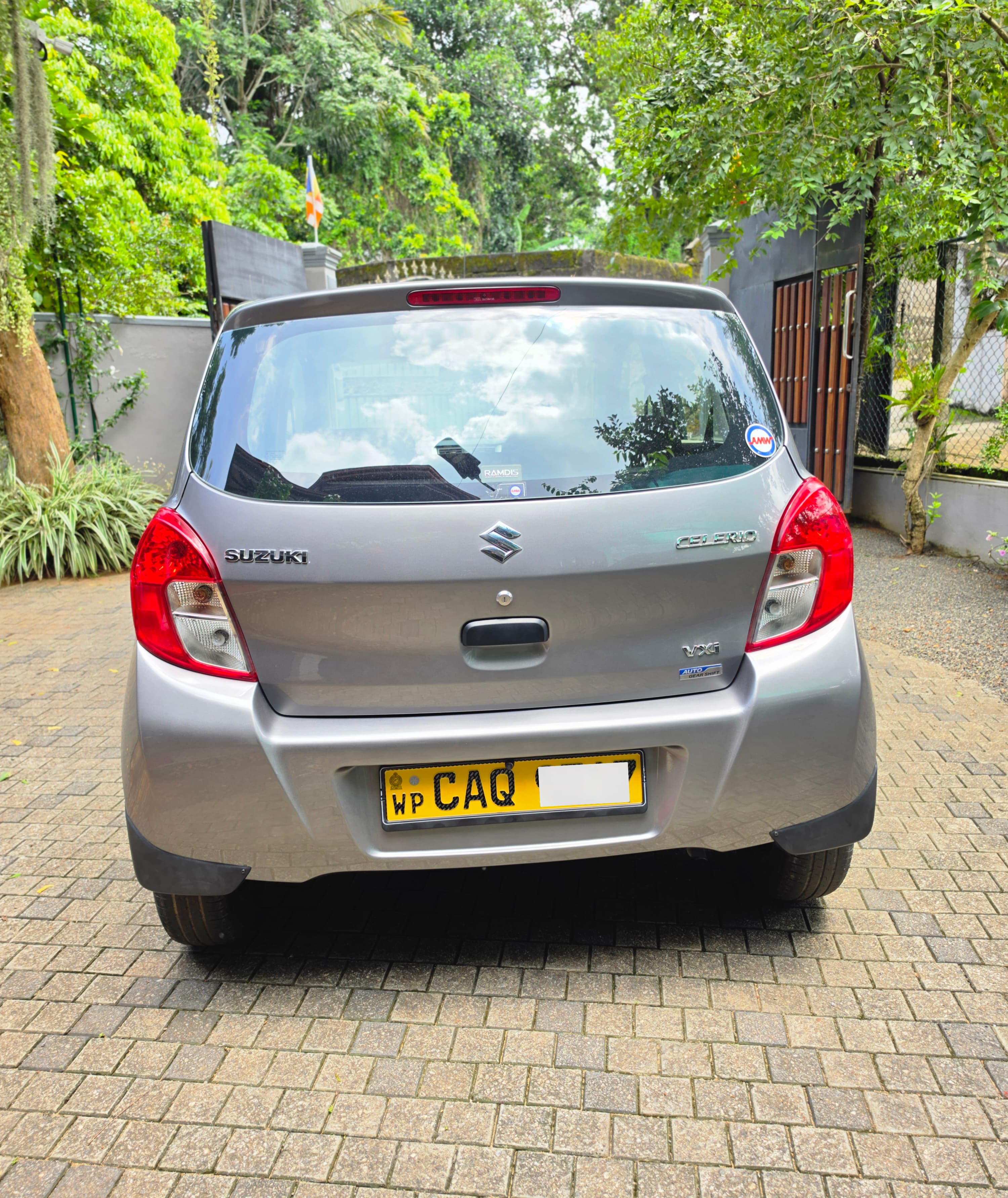 Suzuki  Celerio 2016 thumbnail 4